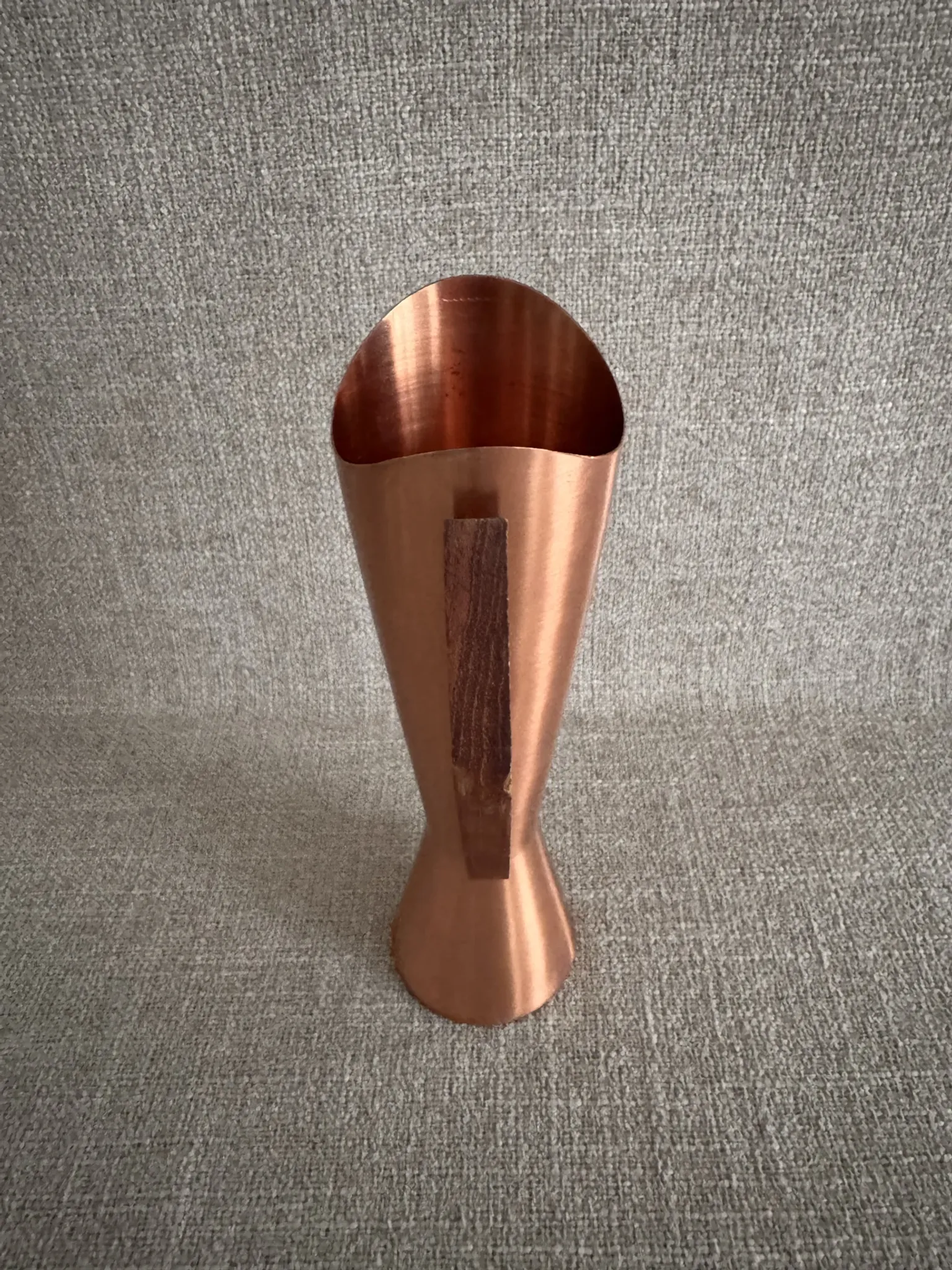 Dahlmann vase in copper, mid-century modern Scandinavian from the 50s/60s.