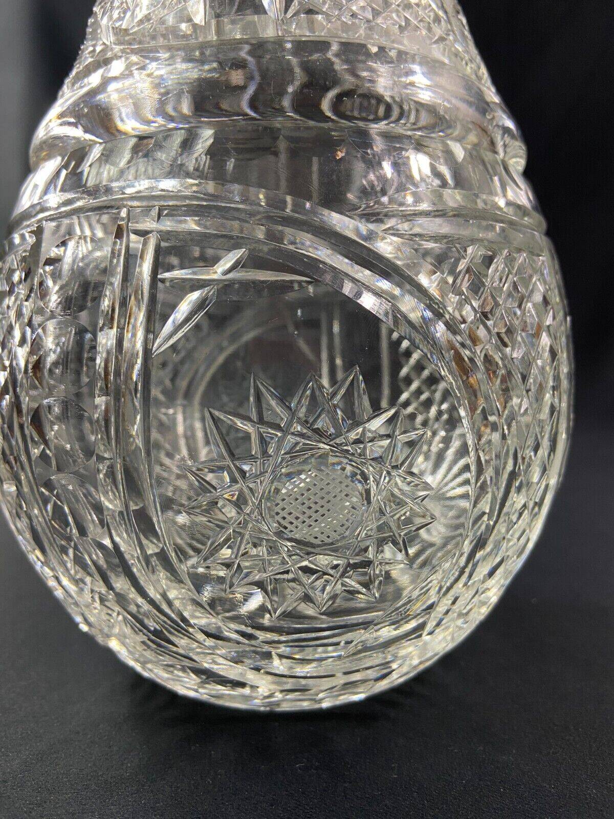 Large covered pear-shaped jar in Bohemian cut crystal