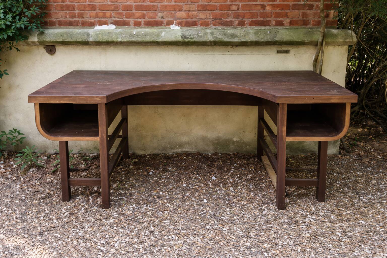 Former post office – Unique piece with industrial charm