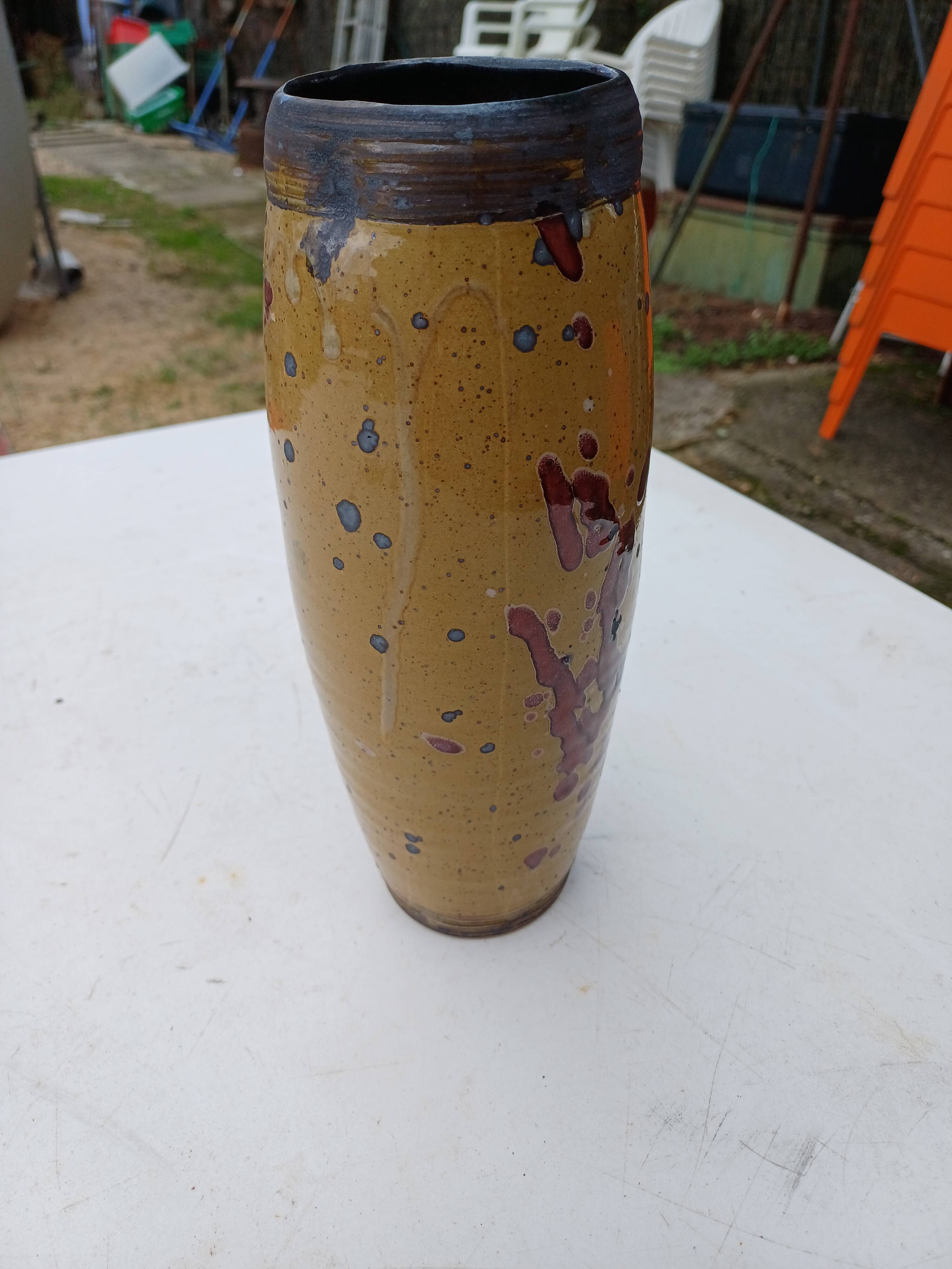 Vintage vase by Cécile and Fabien Badal