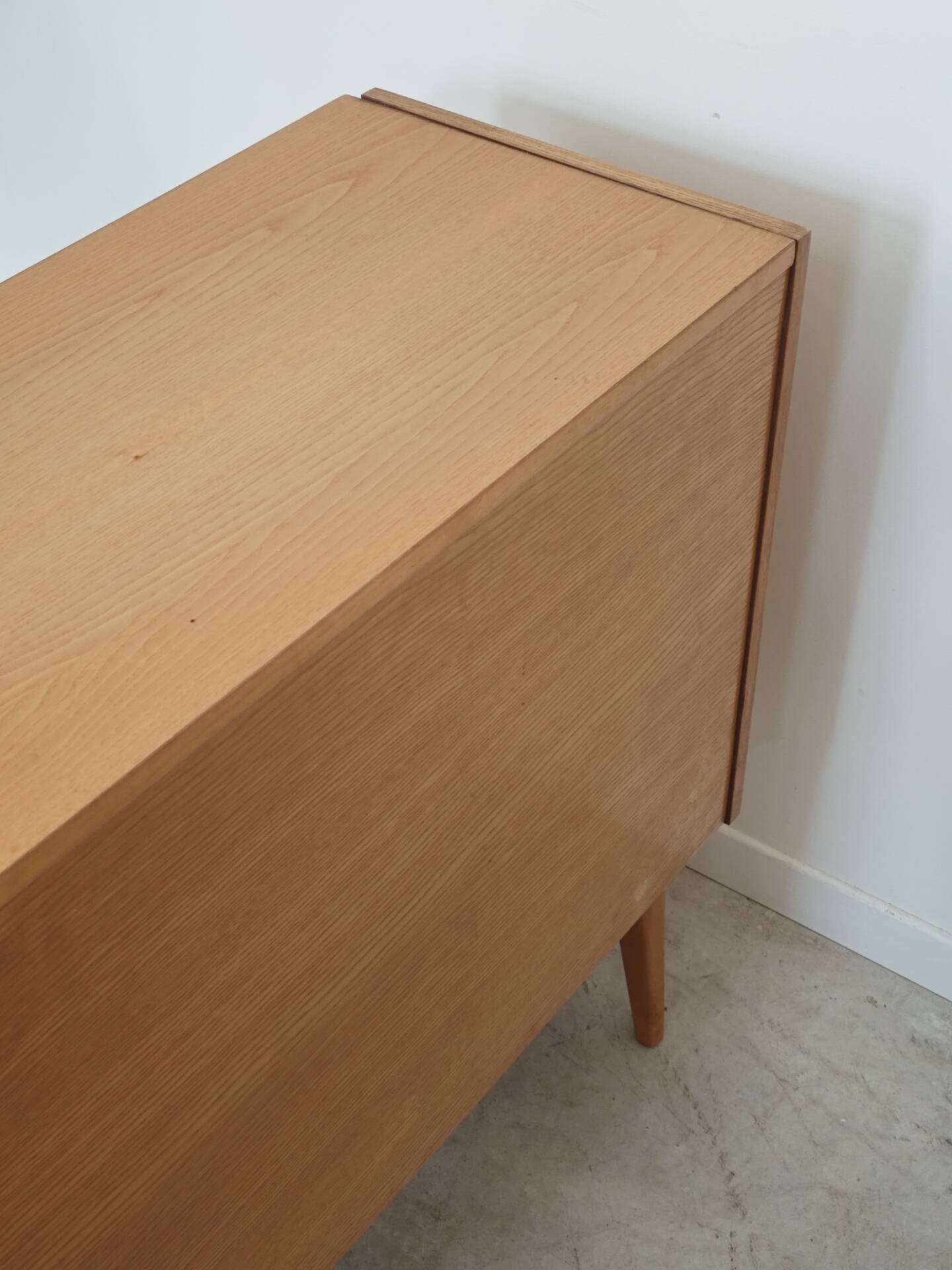 Storage chest with cover / mini bar by Landsman / Nepozitek 1960