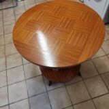 Healing in oak veneer 70 years