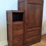 Asymmetrical vintage wardrobe 50s