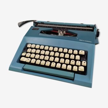 Vintage typewriter smith-corona courier blue