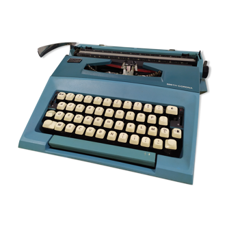 Vintage typewriter smith-corona courier blue