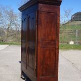 Armoire en noyer époque Louis Philippe