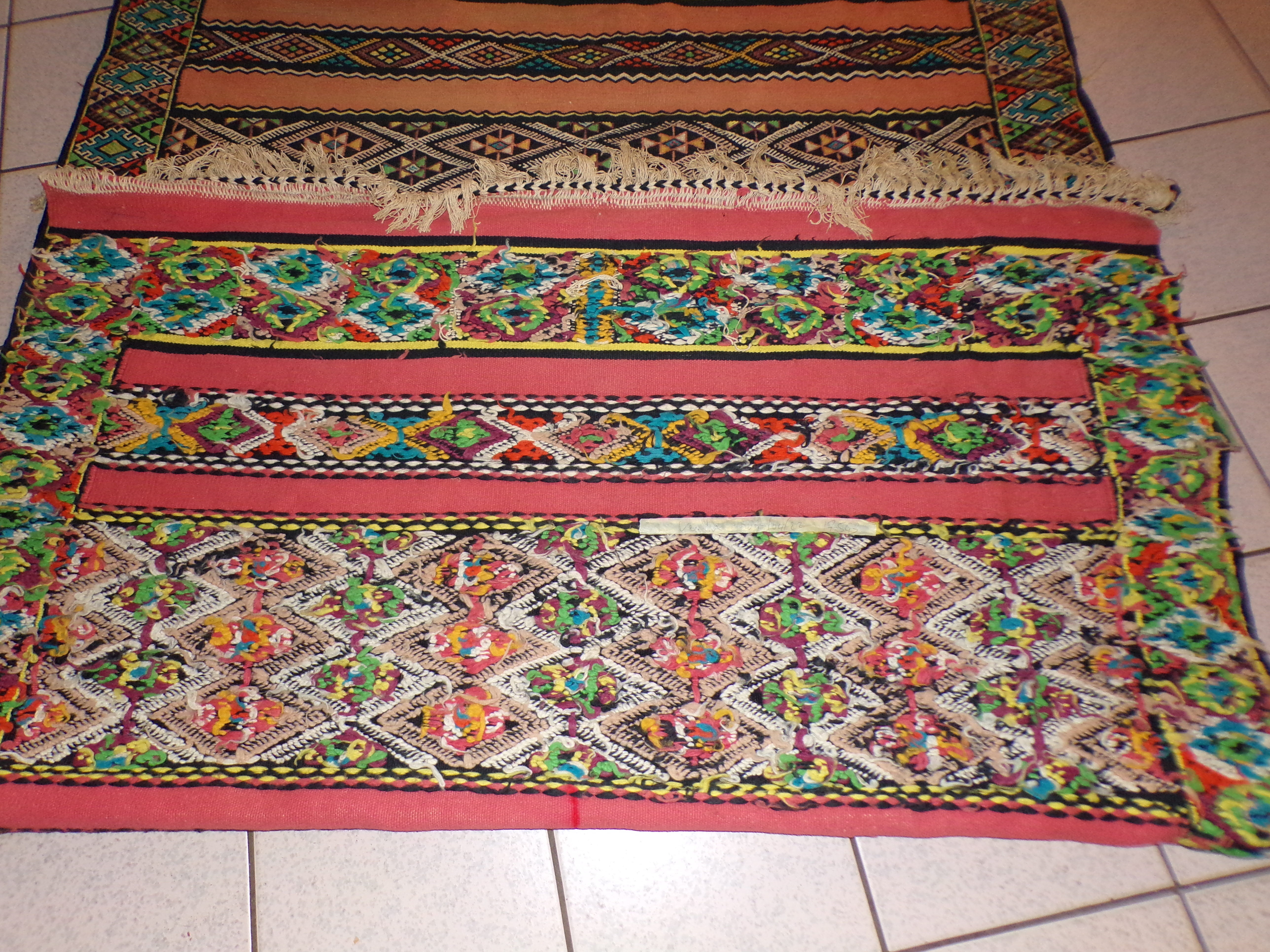 Peruvian wool carpet, 230 cm x 148 cm