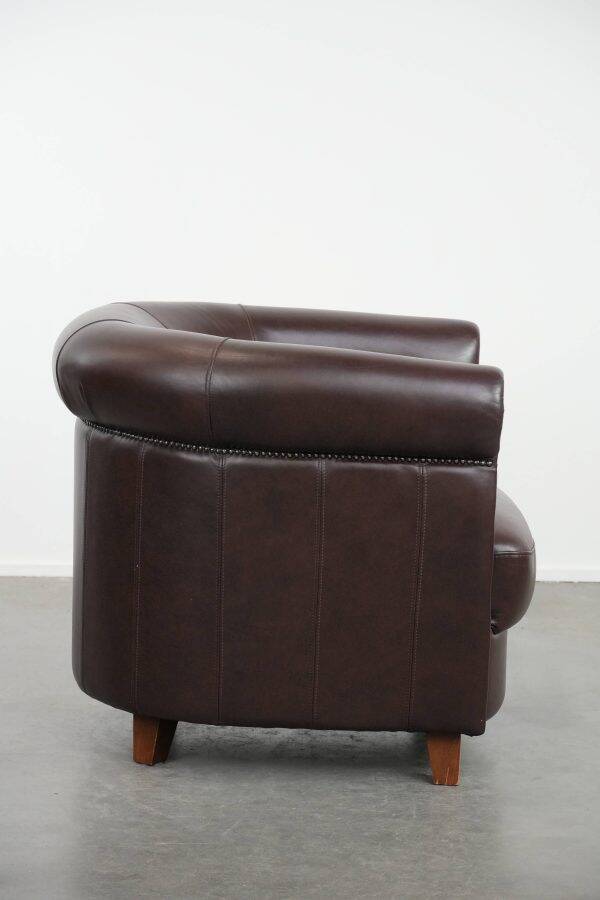 Club Armchair in Very Good Condition Made of Cowhide in English Style