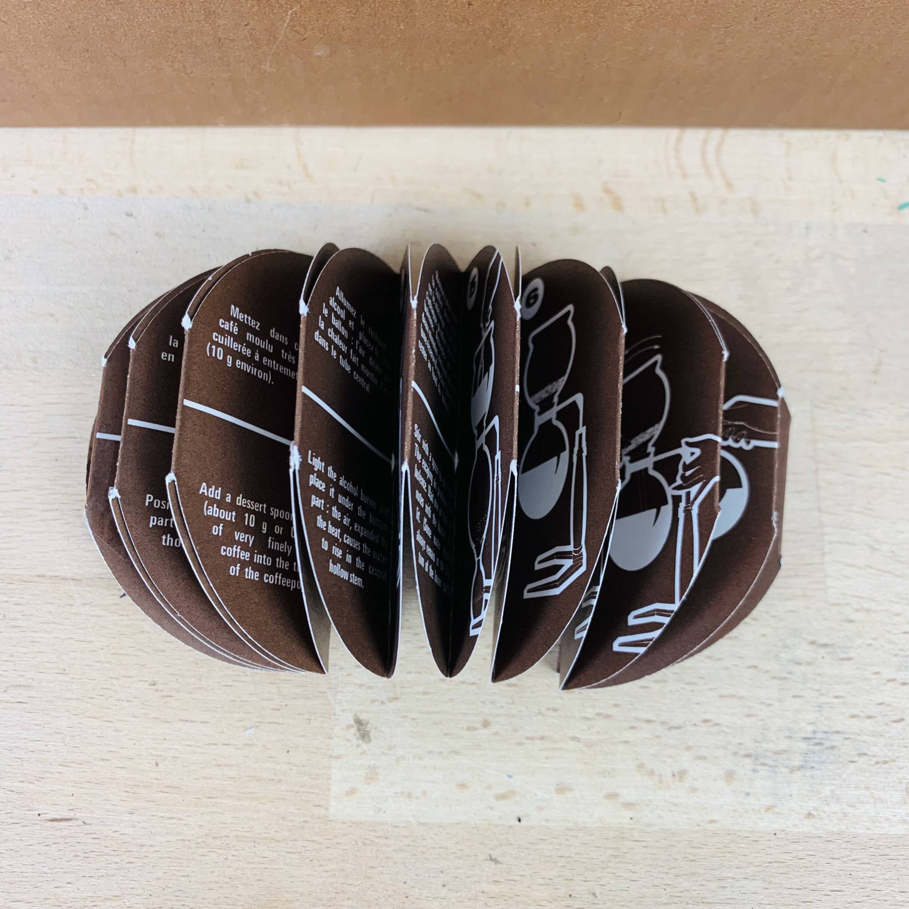 Hellem 6-cup vacuum coffee maker