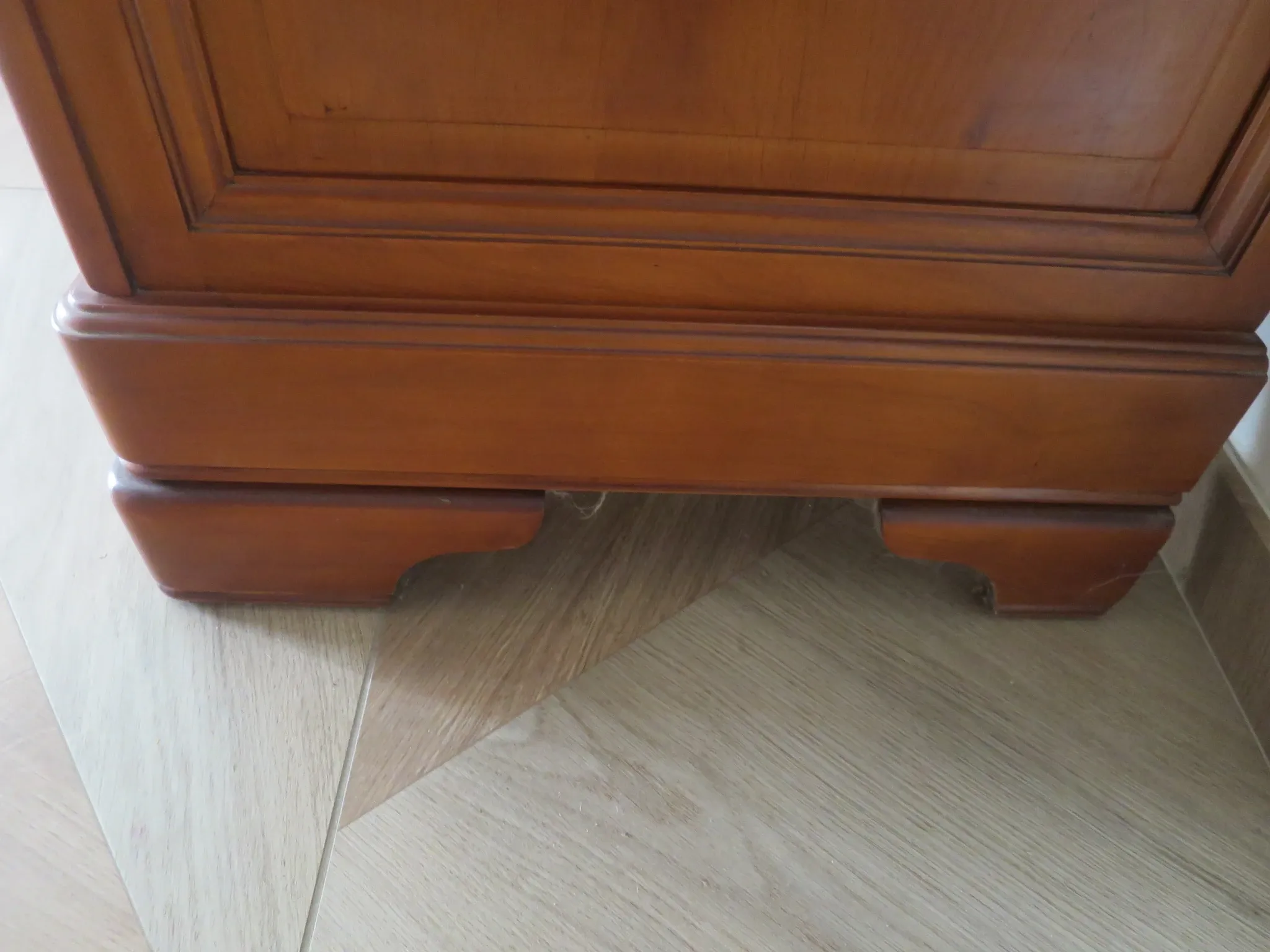 Louis Philippe buffet - 2 drawers - 2 doors - cherry wood - solid wood - dowelled