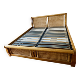 Lit king size - bois exotique et rotin tressé