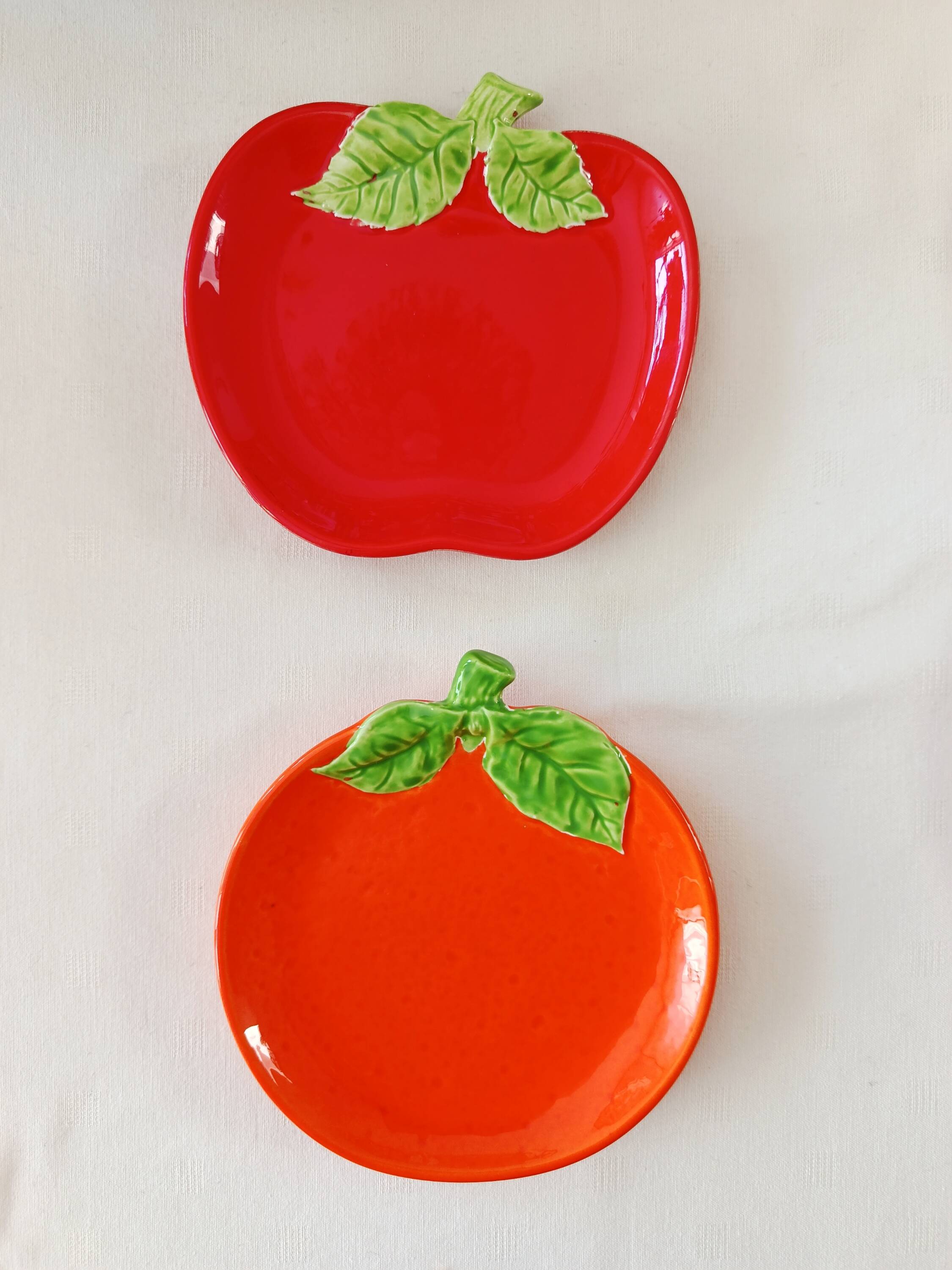 bowls and cups in slipware fruits