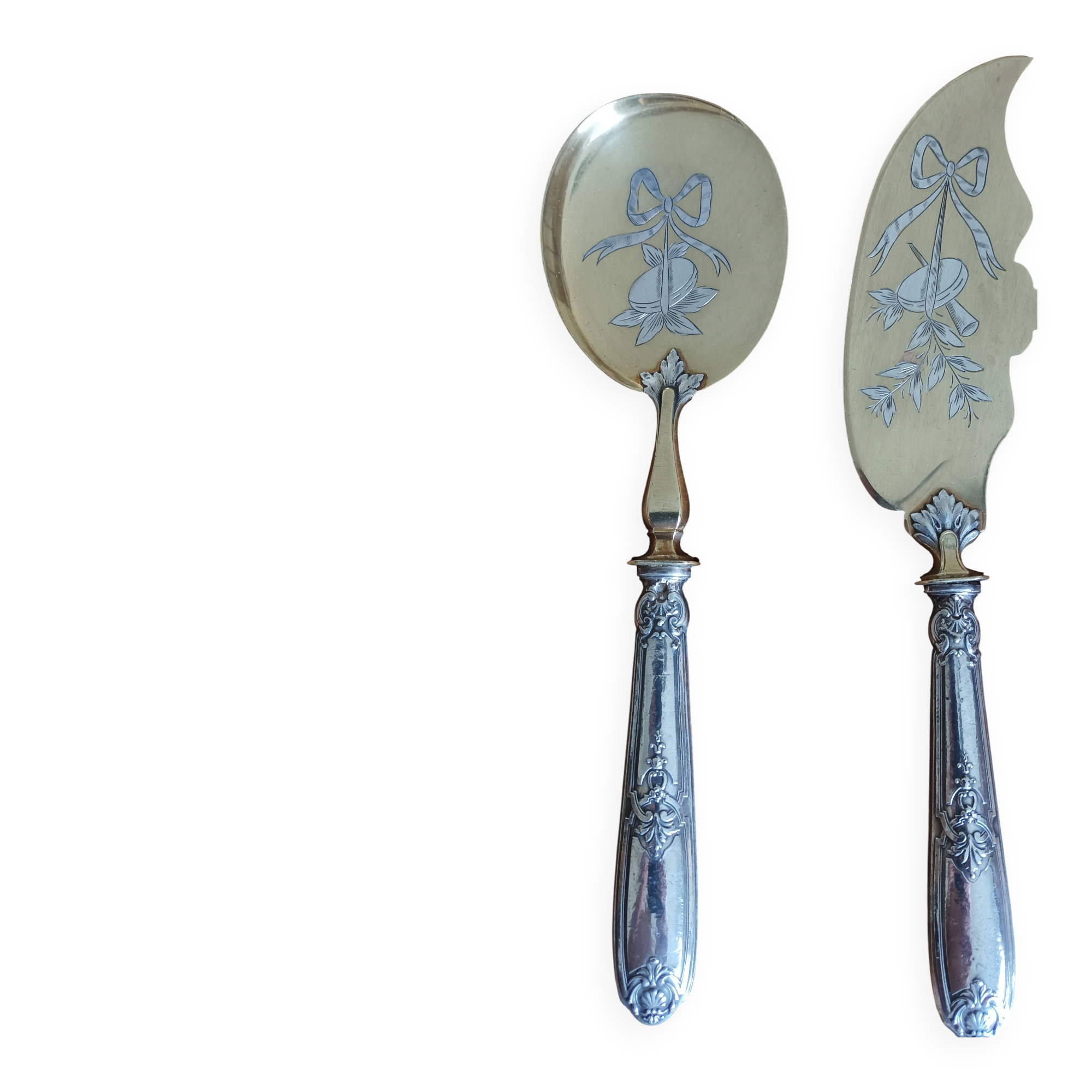 Ice cutlery with silver-plated handles
