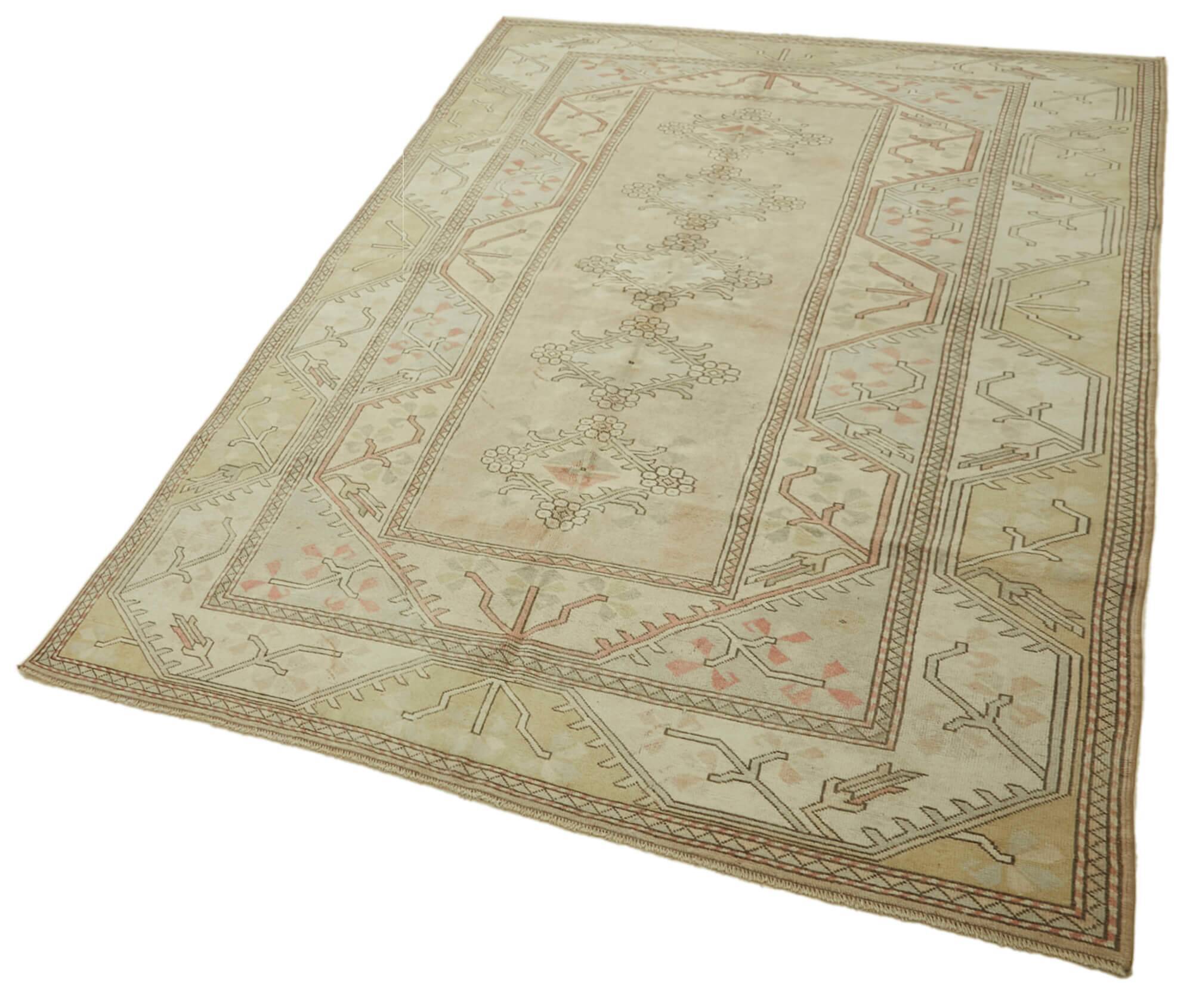 Turkish Vintage Anatolian Rug 191 cm x 289 cm