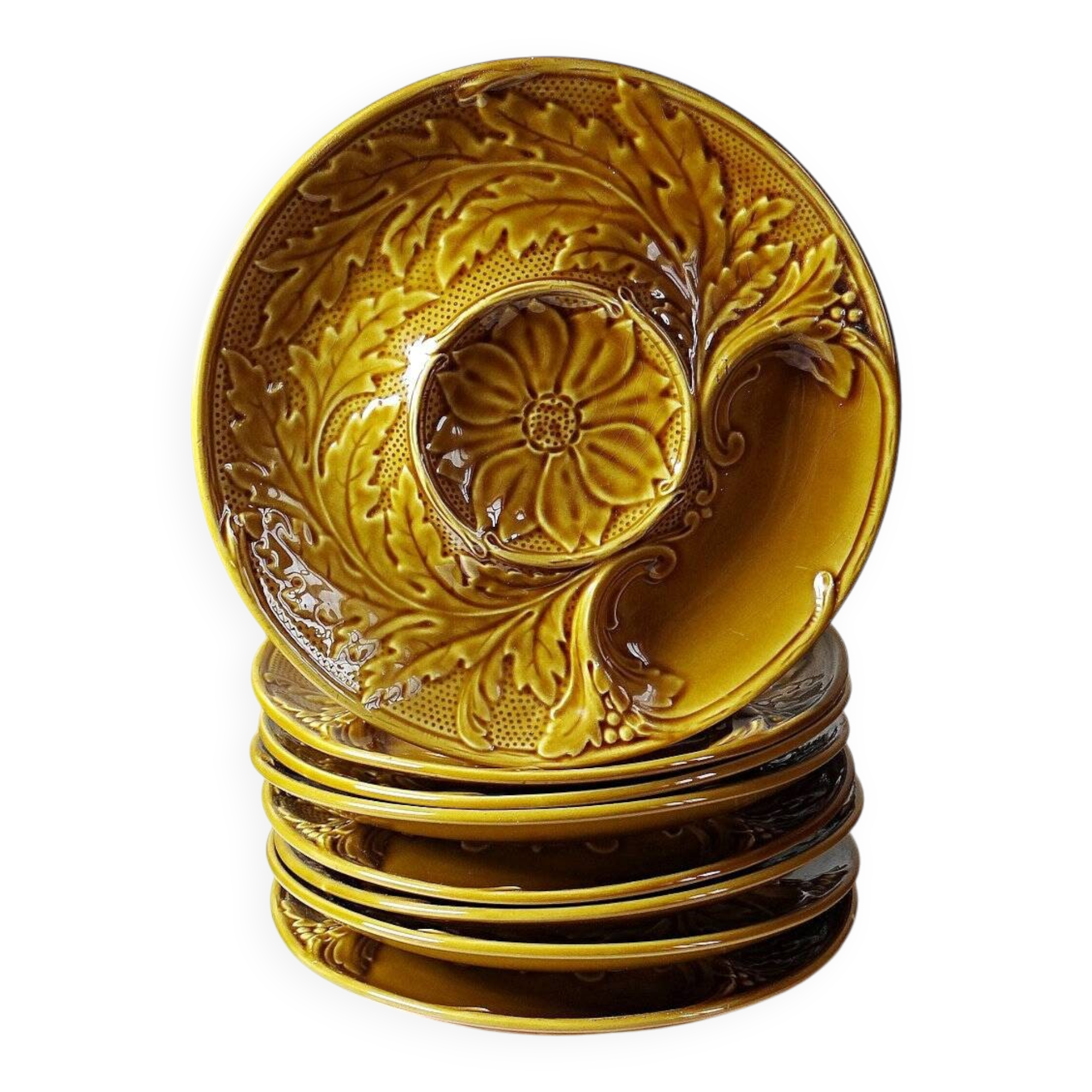 Set of plates, artichoke dishes, mustard yellow earthenware Gien vintage