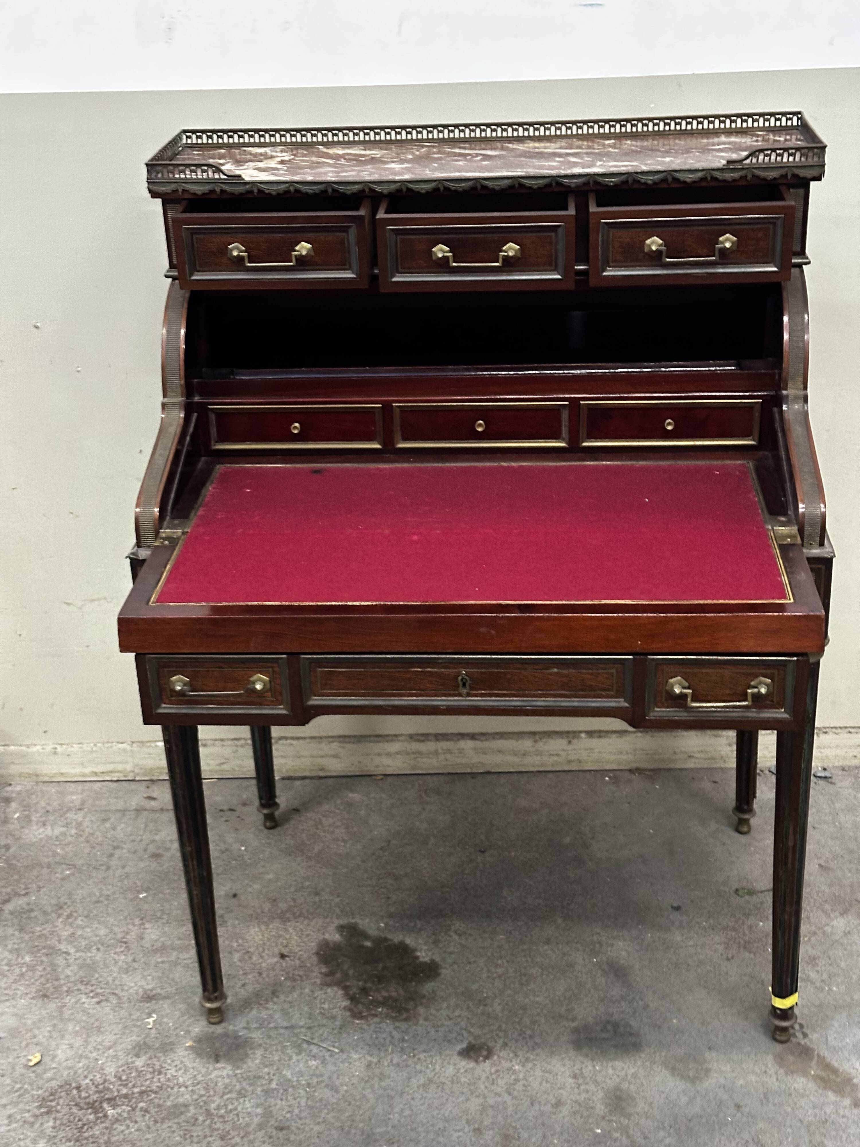 Secretary - Bonheur du Jour with pearly Louis XVI style system