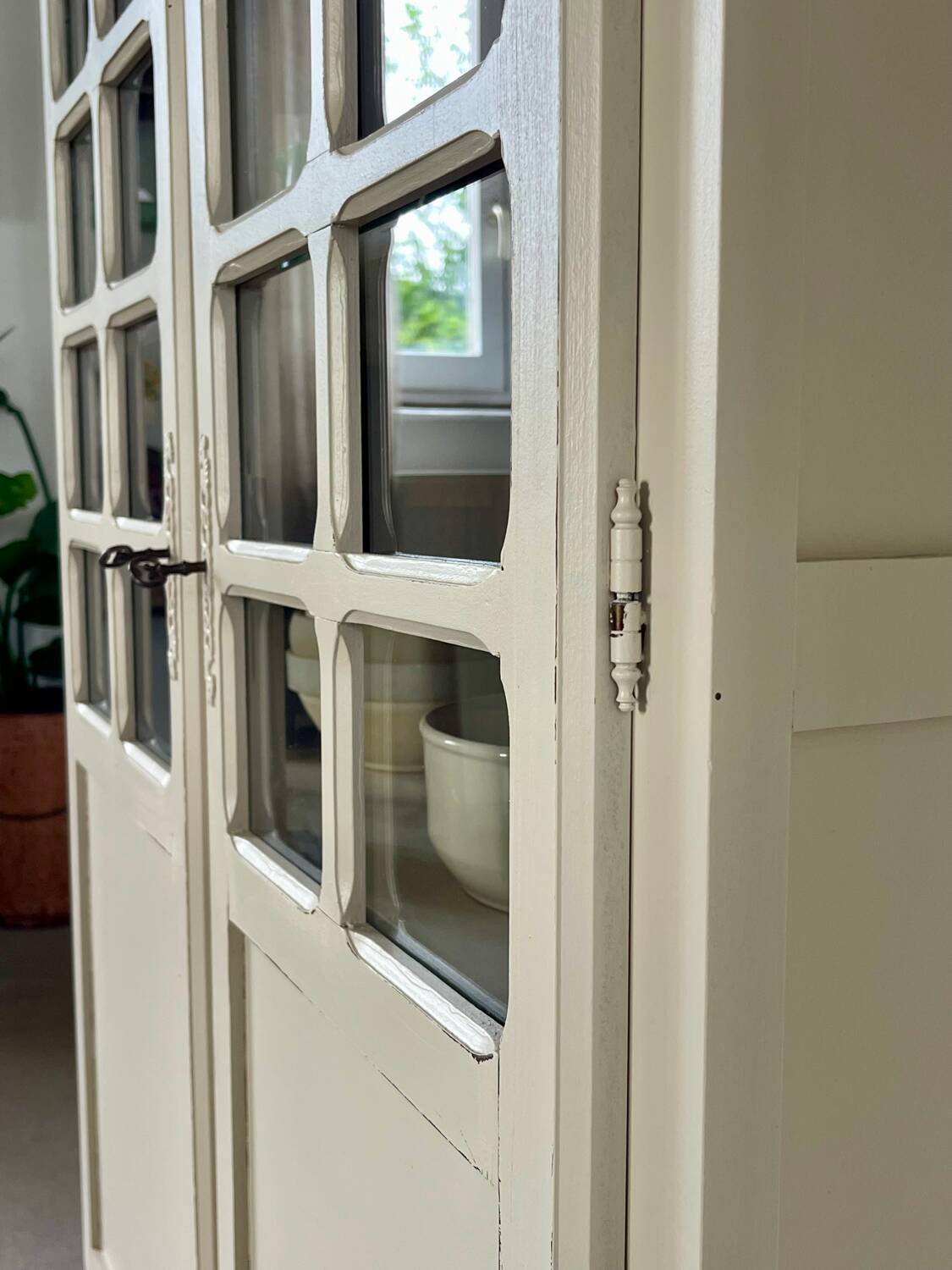 Off-white display case