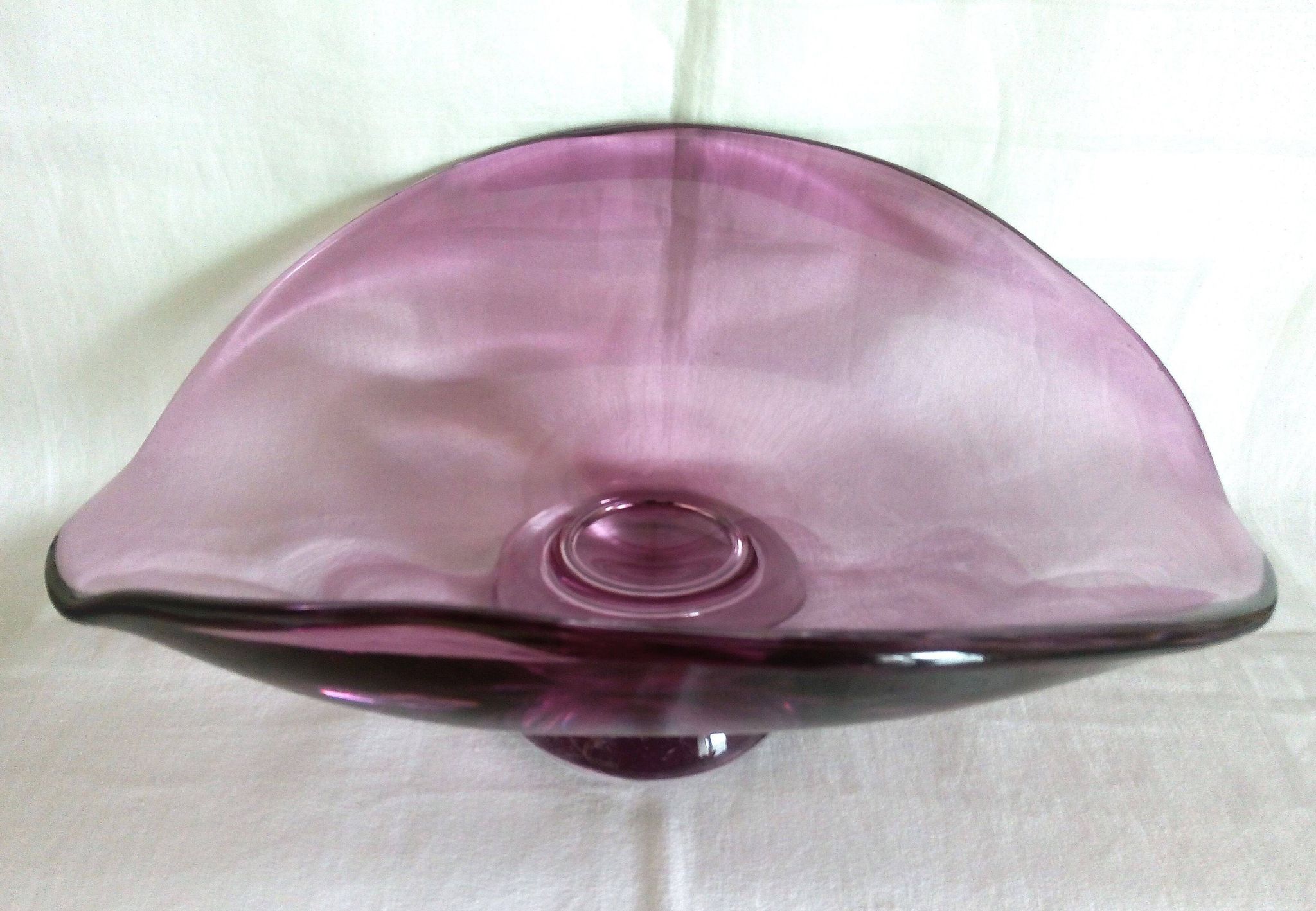 Centre de table sur pied de style Art Déco en cristal épais de Val Saint Lambert, années 1970
