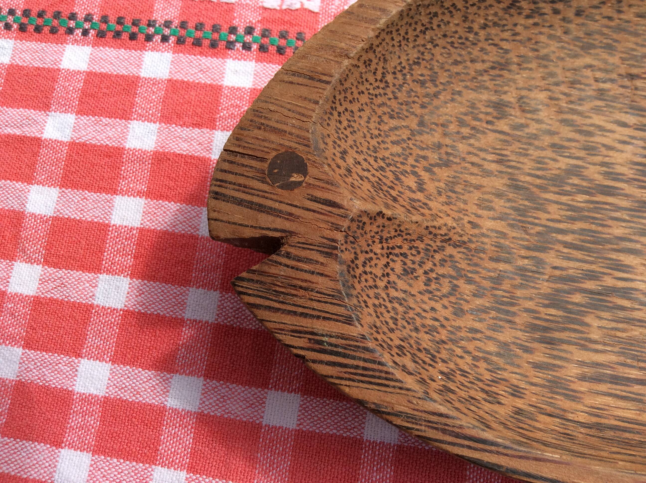 Wooden fish dish