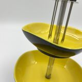 Cado servant yellow and black