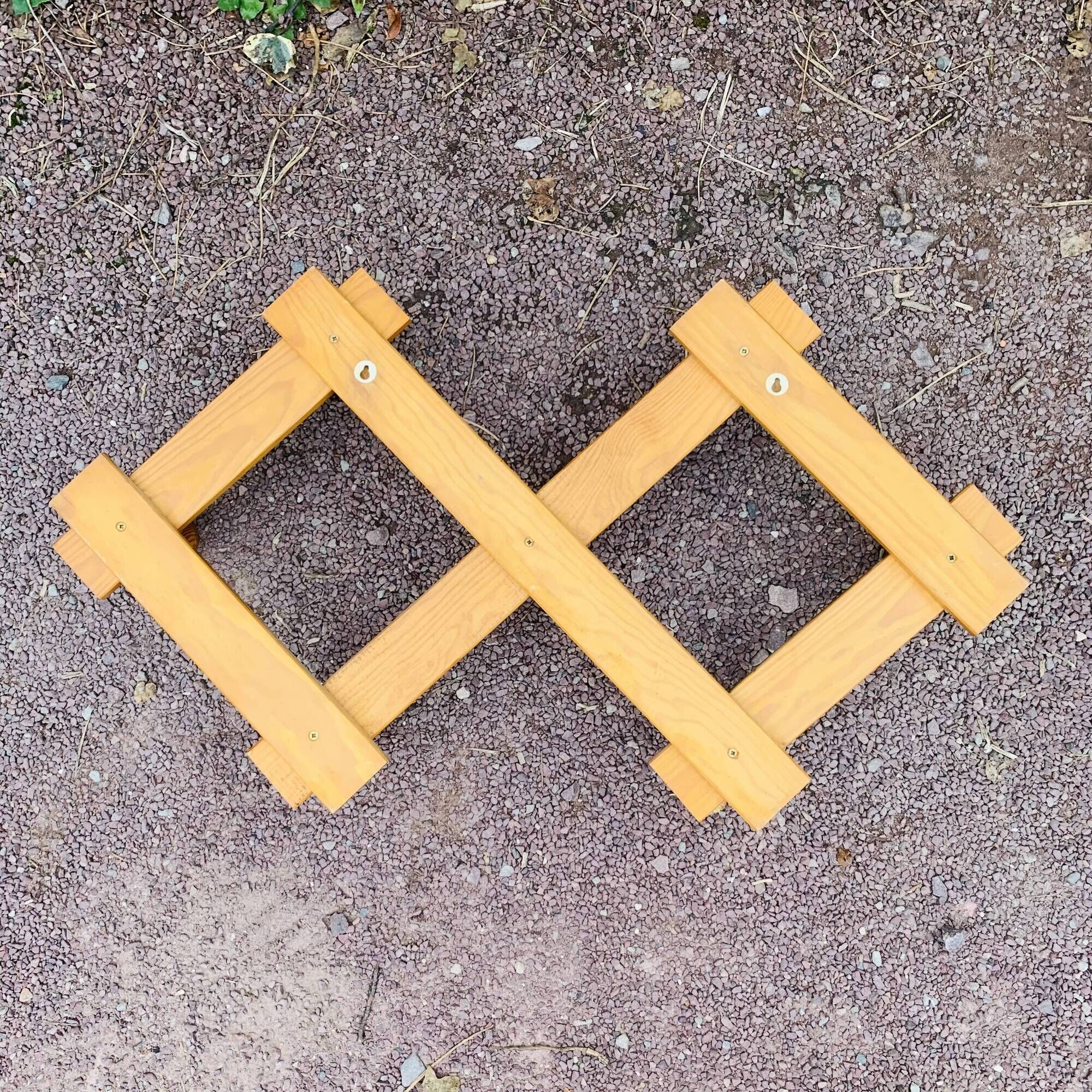 Extendable vintage coat rack in pine