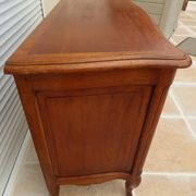 Antique style chest of drawers in stained and molded beech with 4 drawers - Very good condition