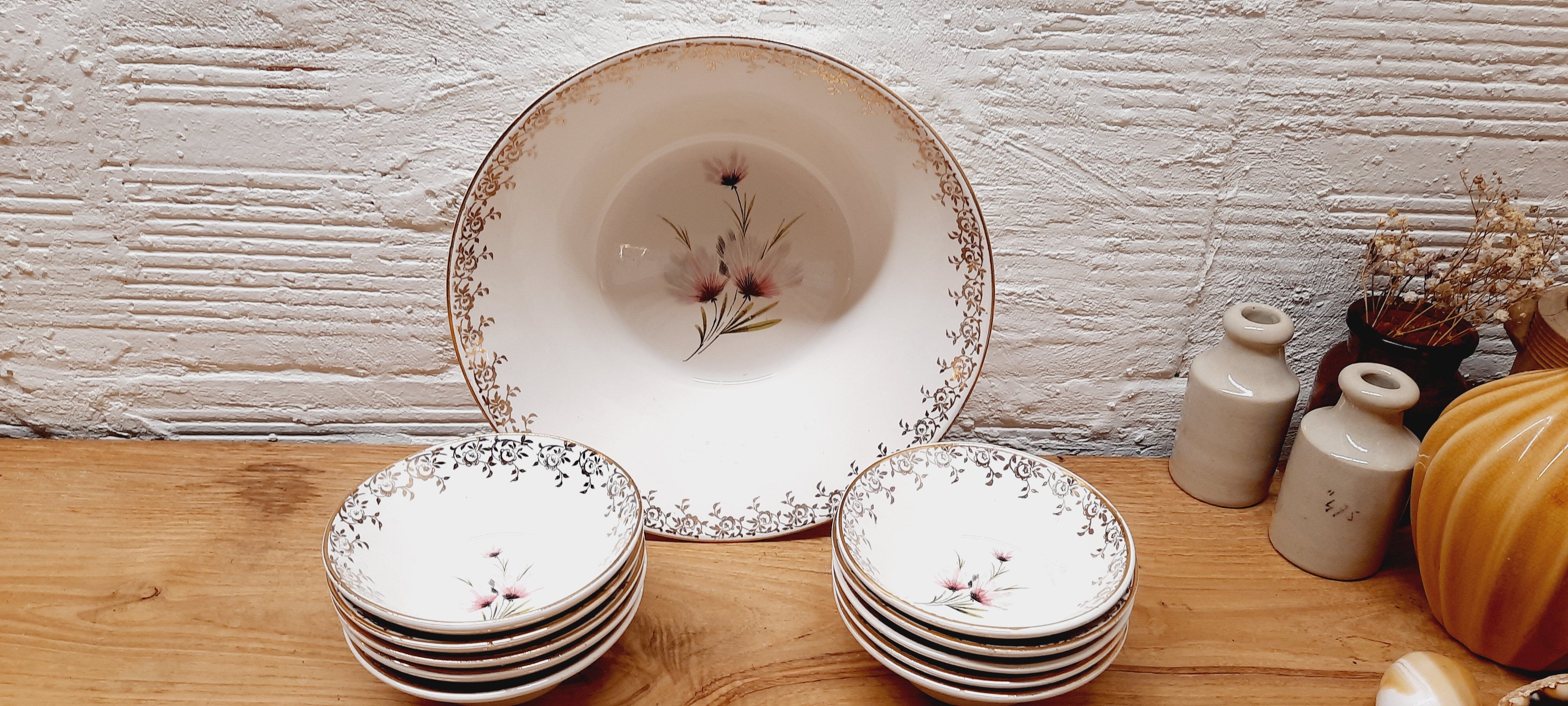 Set salad bowl and 8 Sarreguemines cups