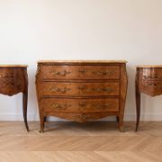 Louis XV bedside table set with 2 nightstands in wood and marble.