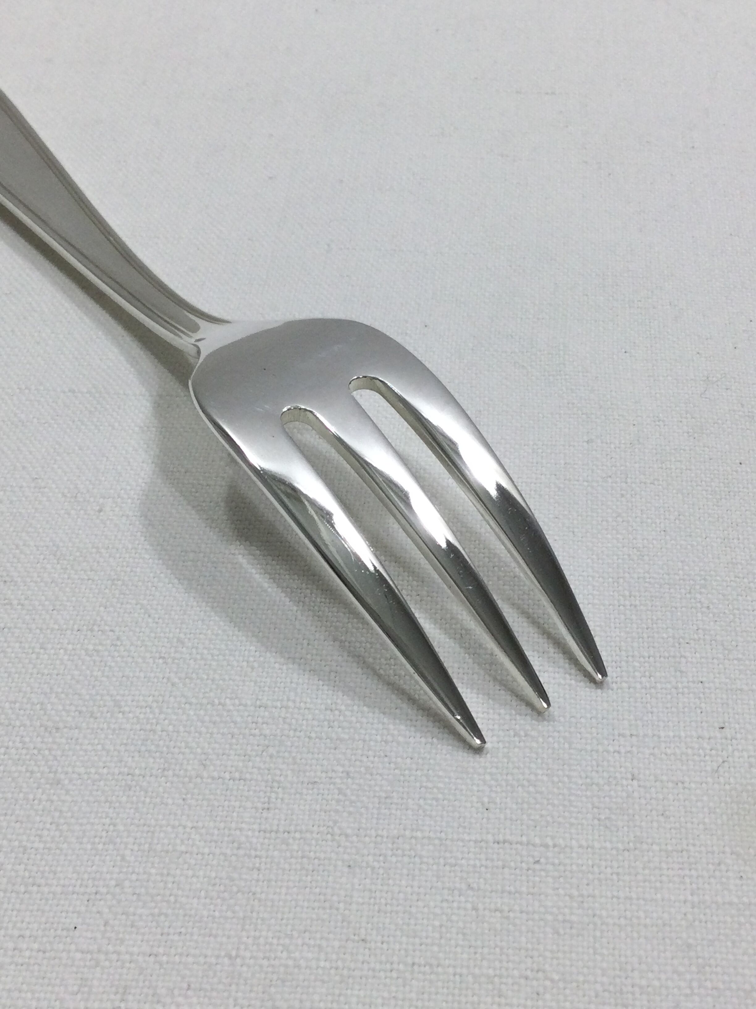 Francois Frionnet – 12 fish covers