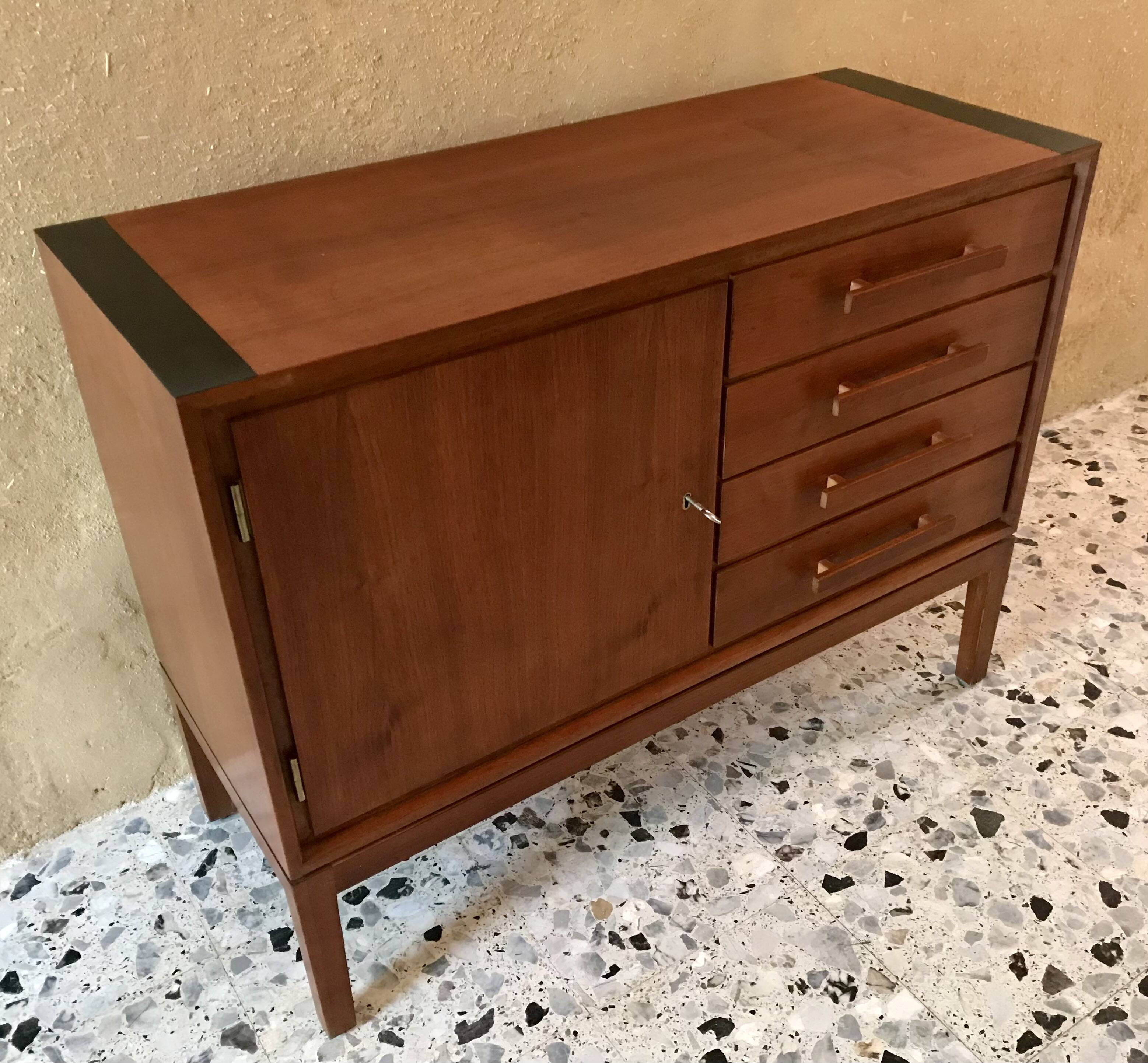 Vintage 1970s-80s sideboard storage unit