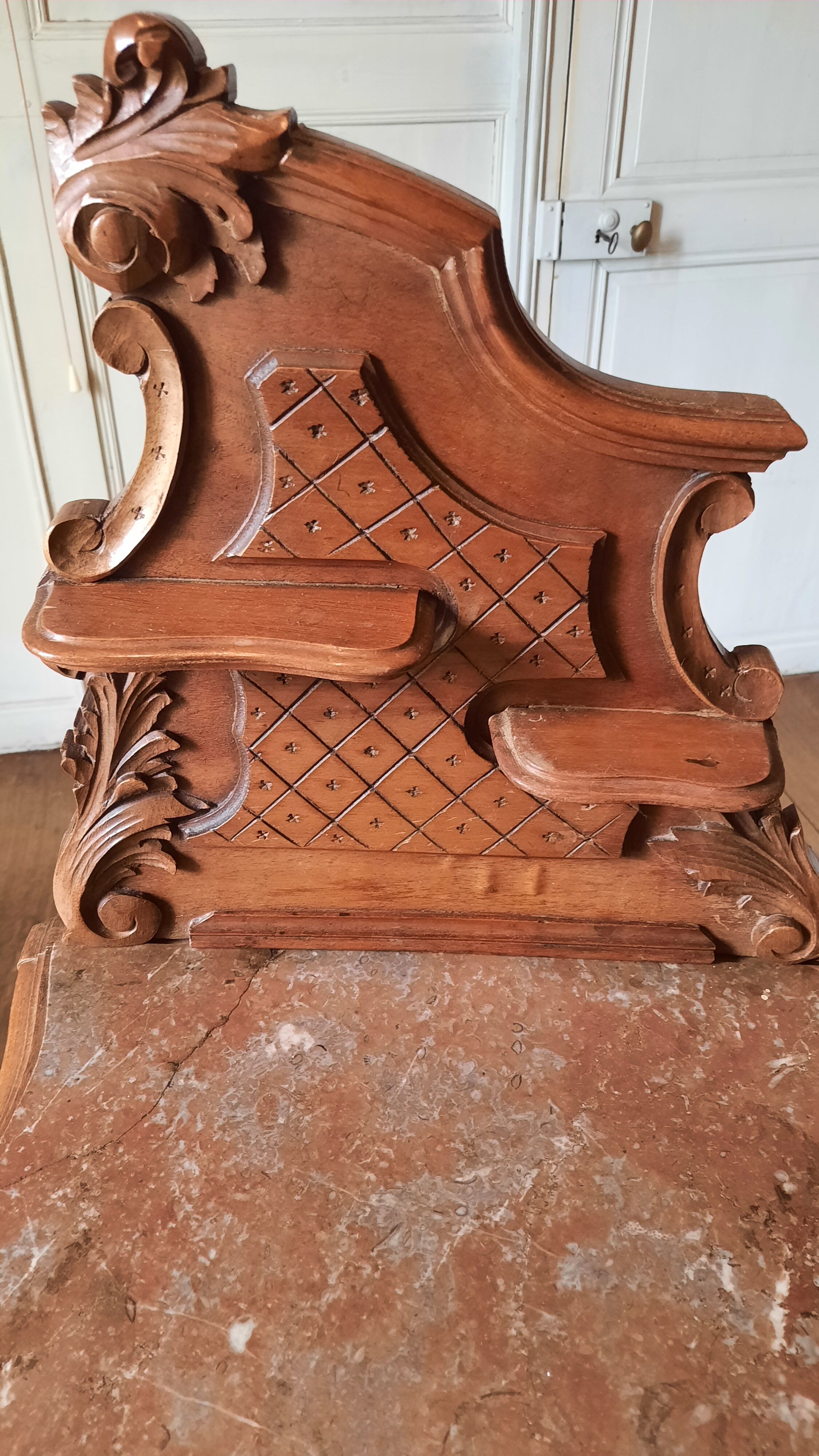 Chevet style Louis XV rocaille