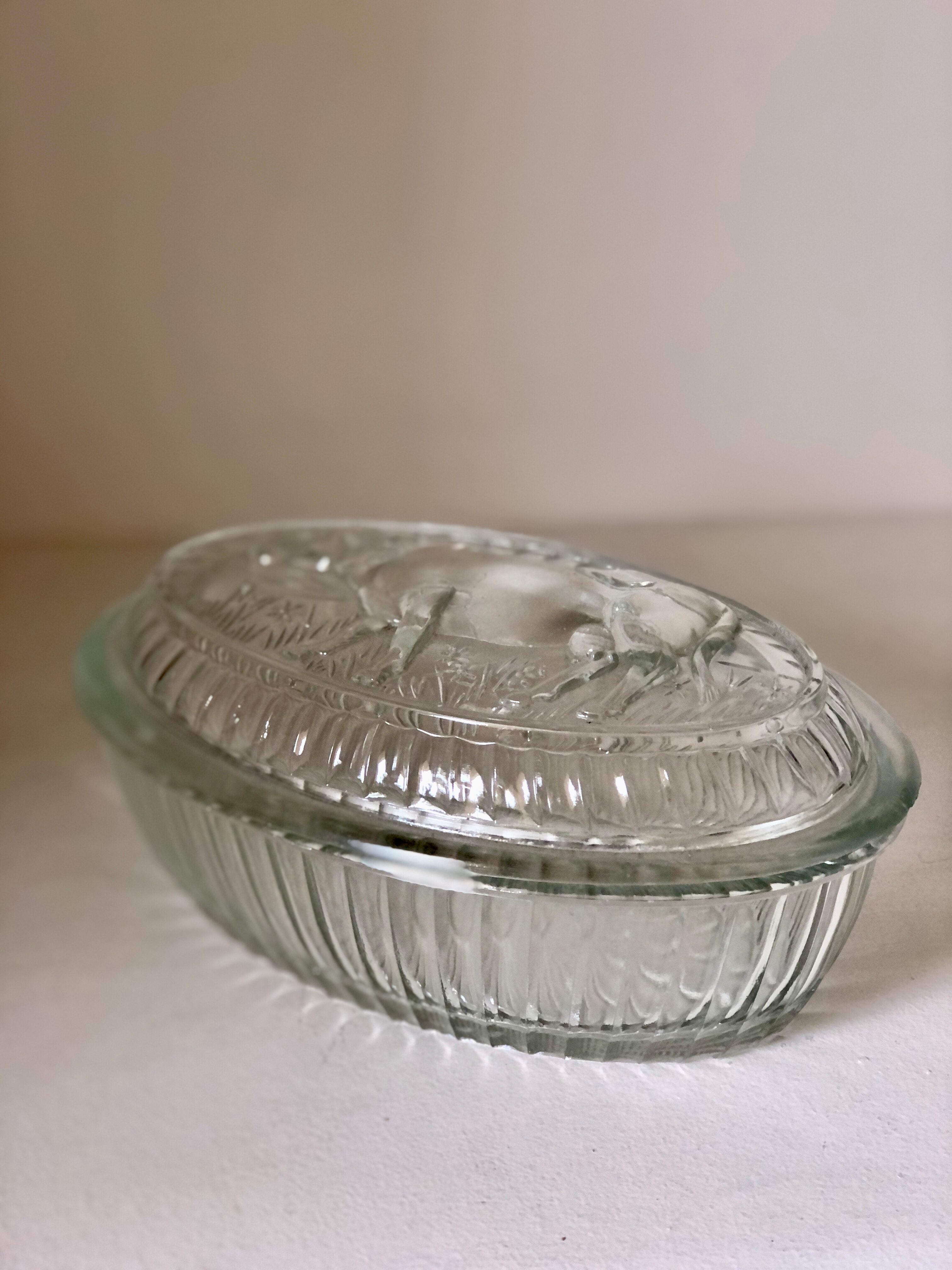 Molded glass table butter tray cow décor