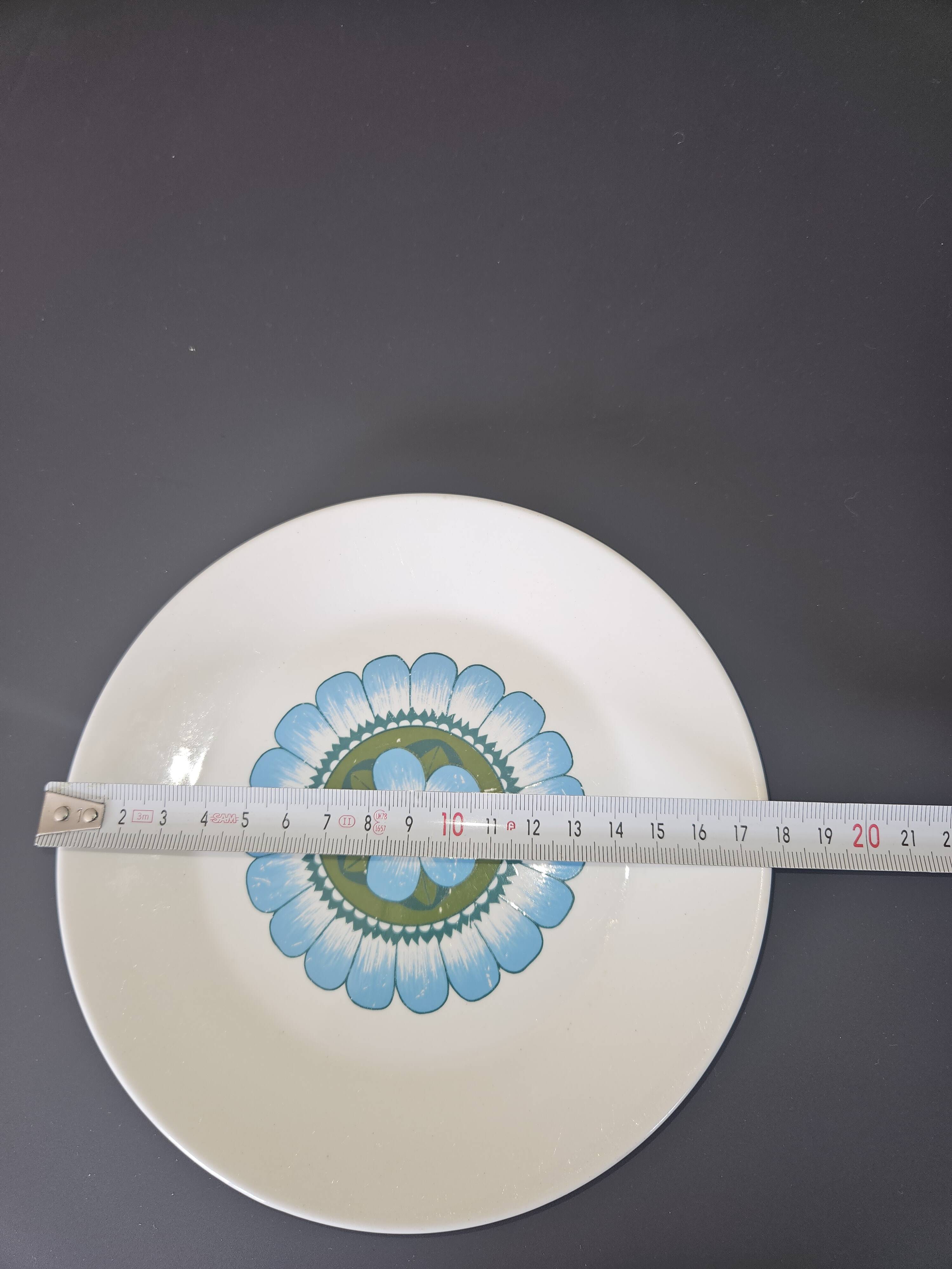 vintage 1960s Capri J&G Meakin plate