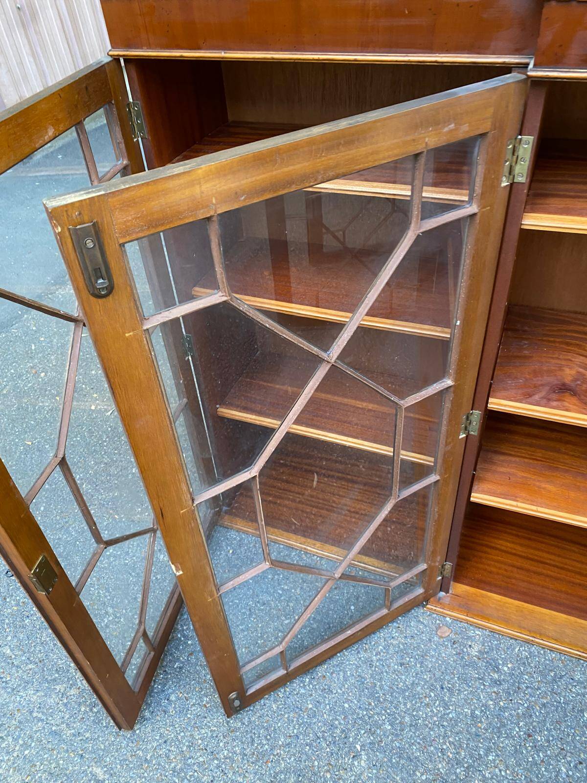 Grande Vitrine Bibliothèque de Style Anglais à Croisillons
