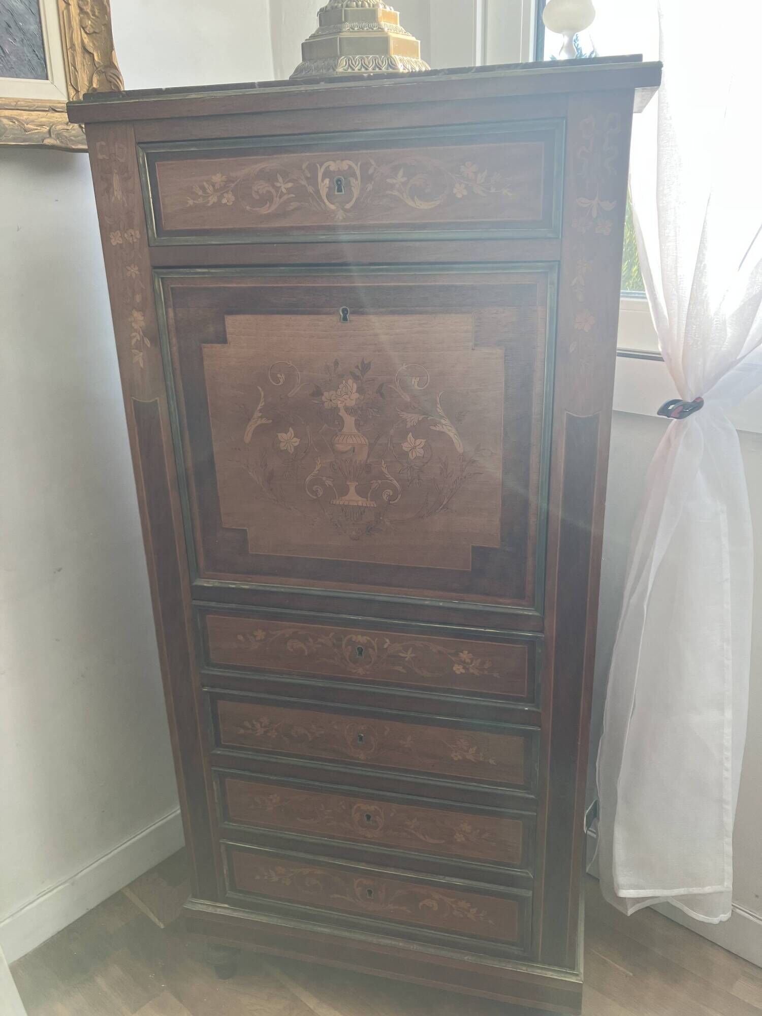 Secretary with a marquetry drop-leaf, marble top, floral decoration.