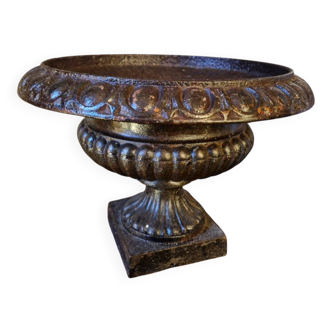Medici basin in cast iron, 19th century