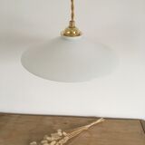 Flat opaline suspension