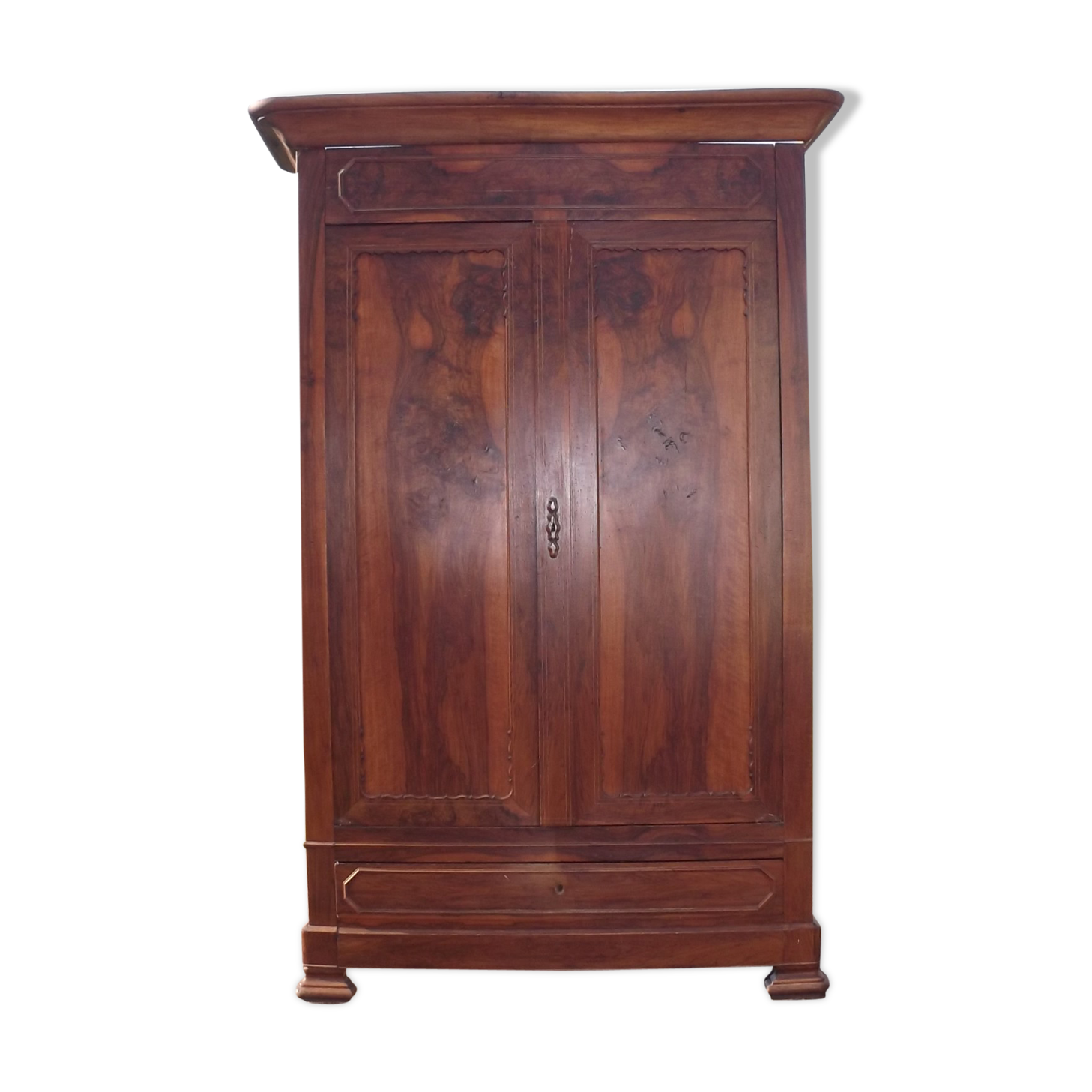 Armoire Louis-Philippe en noyer du XIXème