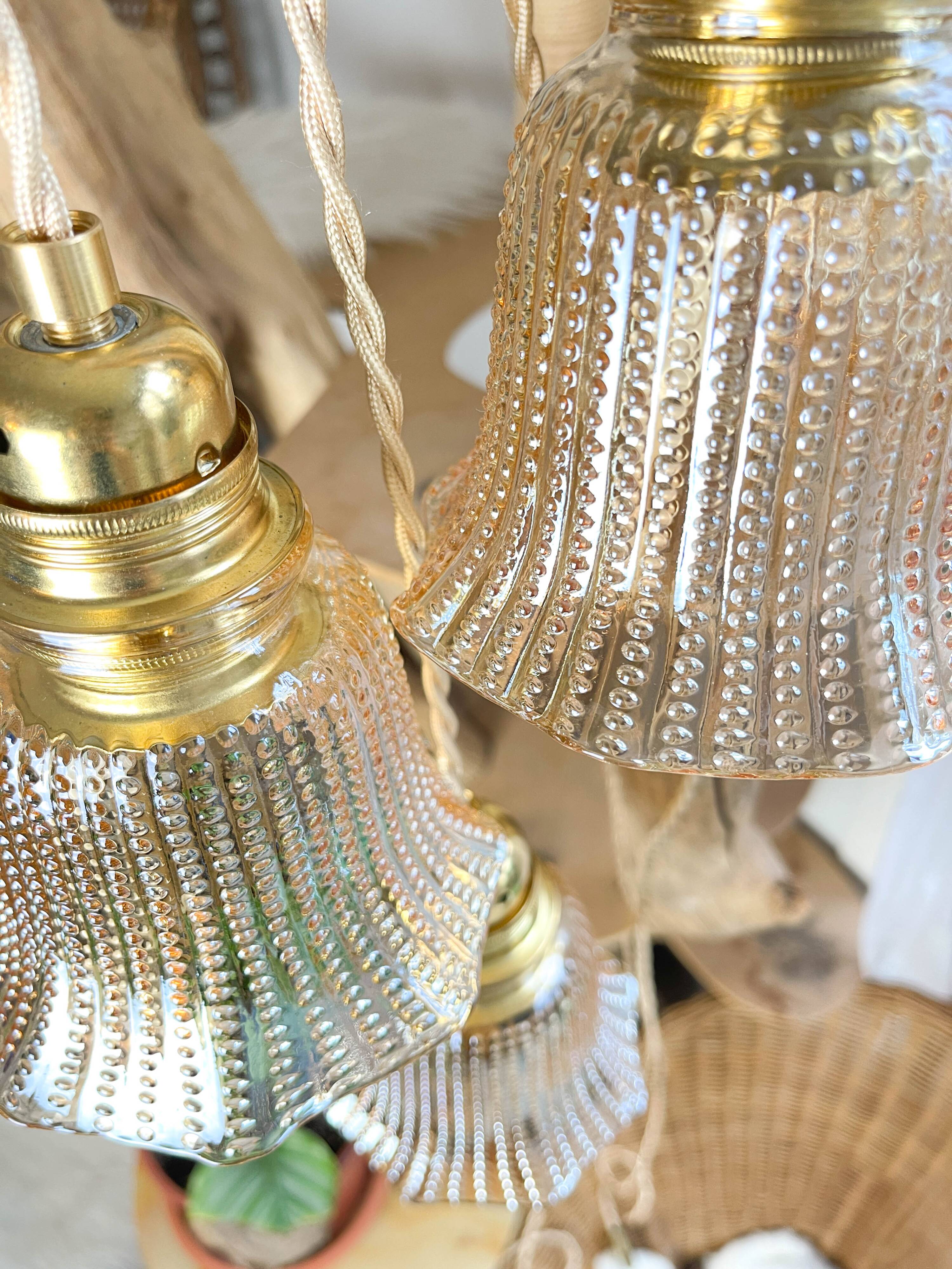 Vintage tulip lamps in customizable iridescent glass