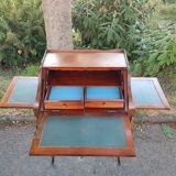 Slope office, speed bump secretary