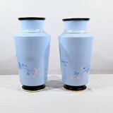 Paire de Vases en Porcelaine – Milieu XIXe