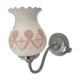 Applique chrome et opaline, touches de rose
