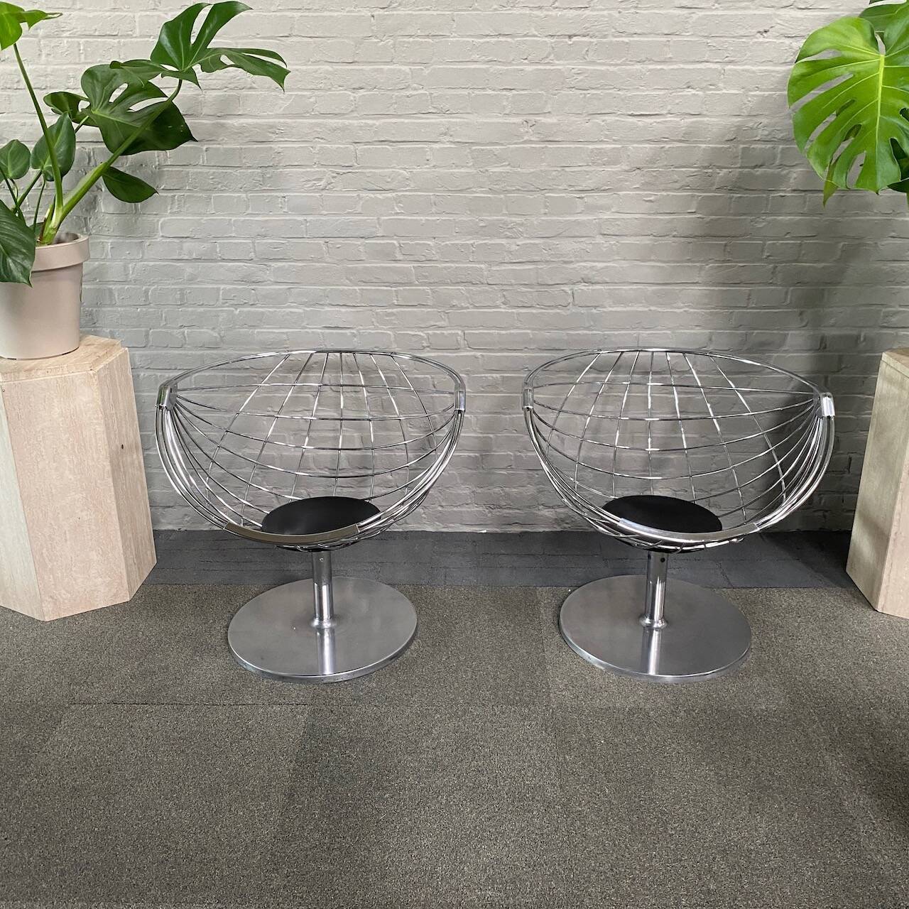 Pair atomic ball chairs by Rudi Verelst for Novalux - Belgium 1974