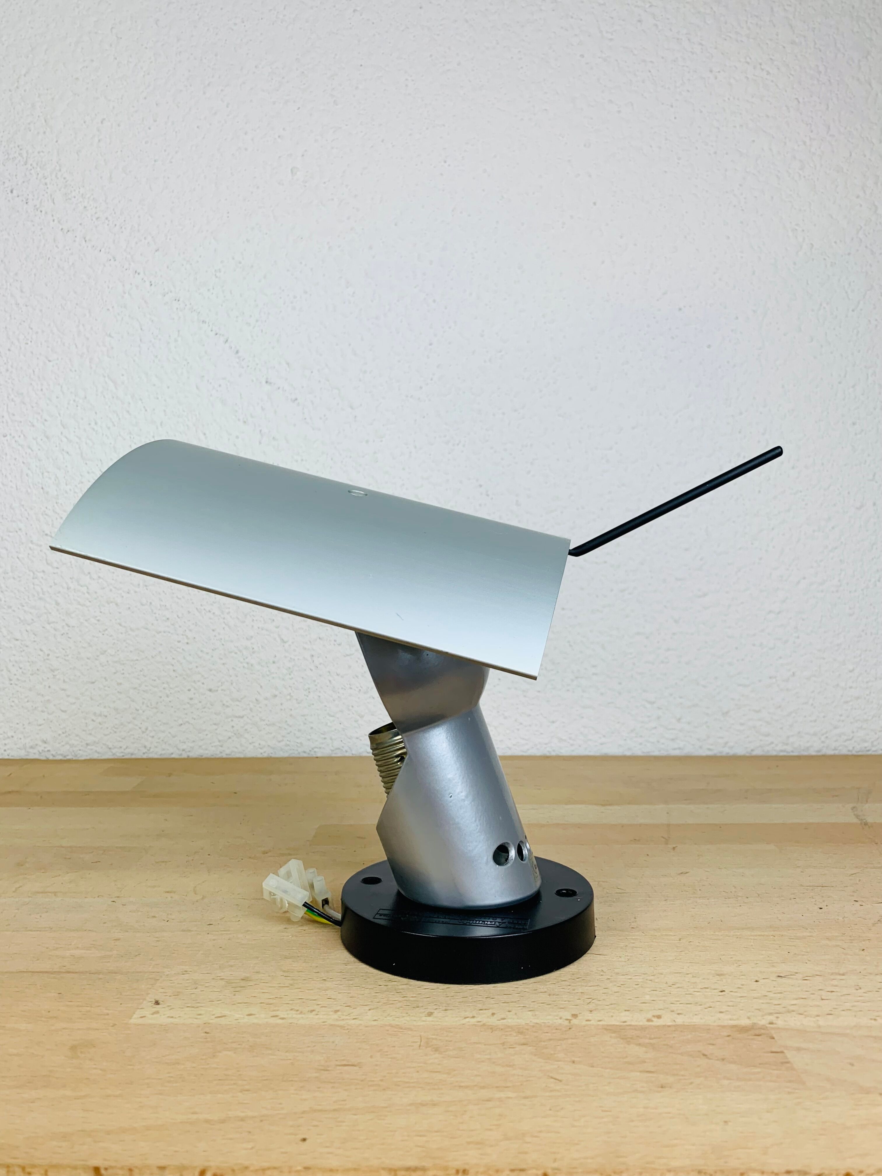Artemide Enea wall lamp by Antonio Citterio