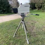 Camera set TV on foot year 60