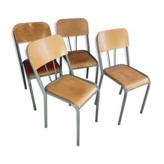 Suite de 4 chaises d'écolier