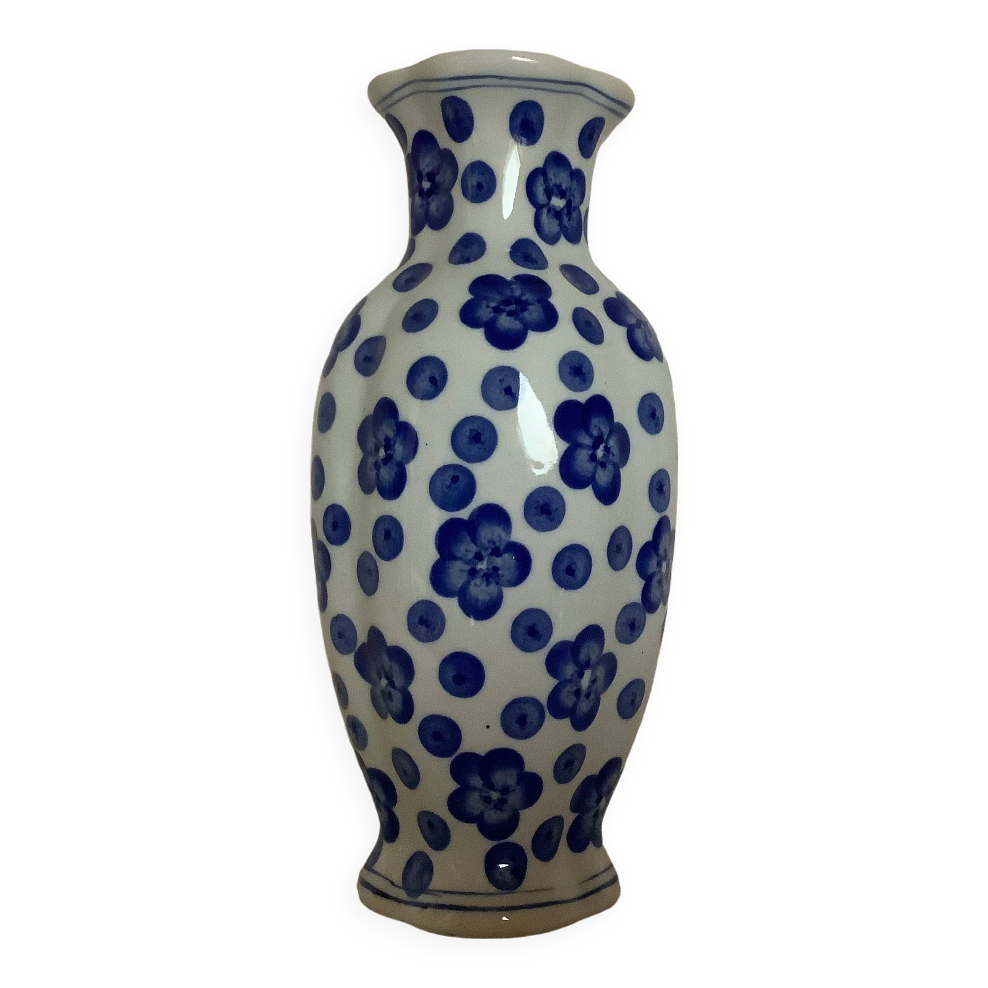 Bouquetière vase of blue flowers