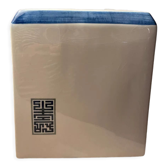 Rectangular vase
