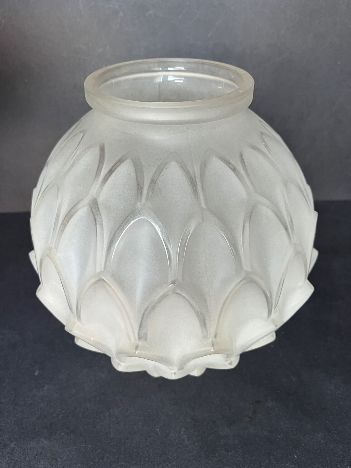 Artichoke vase by Pierre d'Avesn