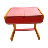 Child desk